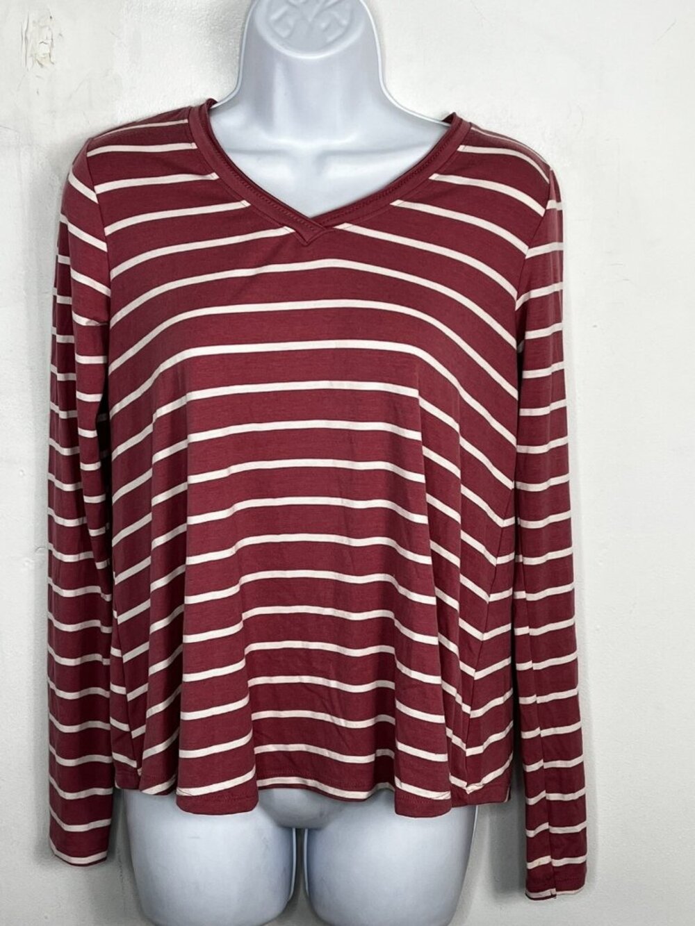 Rue21 Womens Red & White Striped Long Sleeve V-Neck Top XS Casual Lightweight